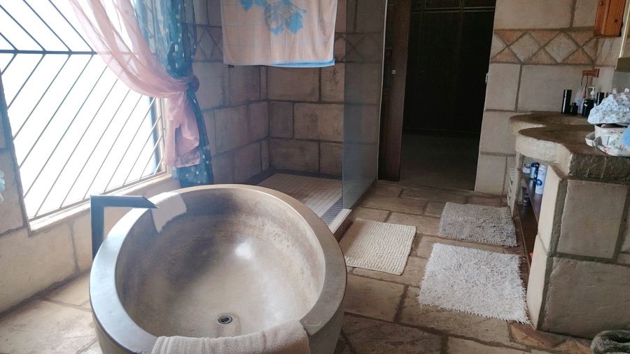 4 Bedroom Property for Sale in Wilkoppies North West